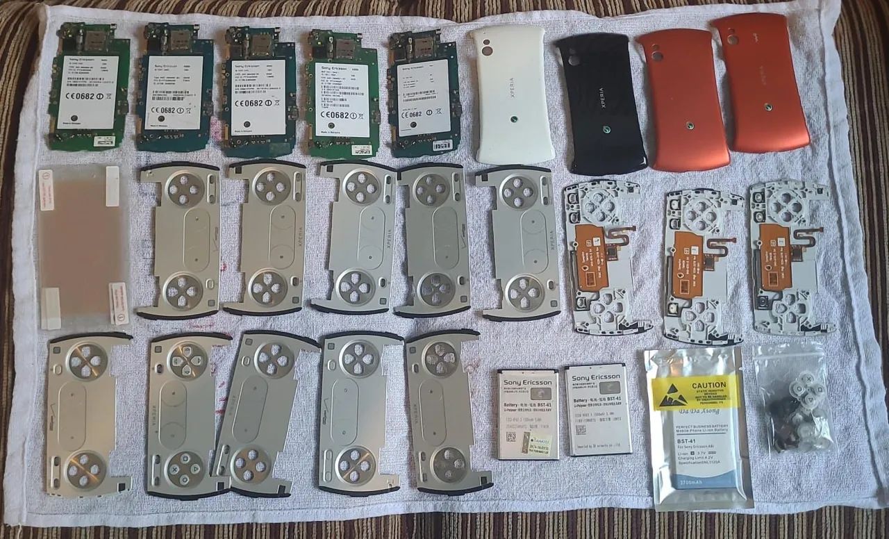 Acessórios Xperia play  - Foto 4