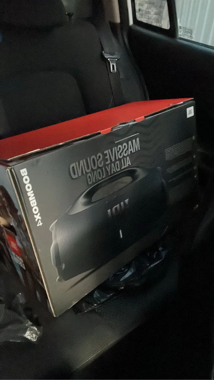 Vendo boombox 4  zera com nota  - Foto 3