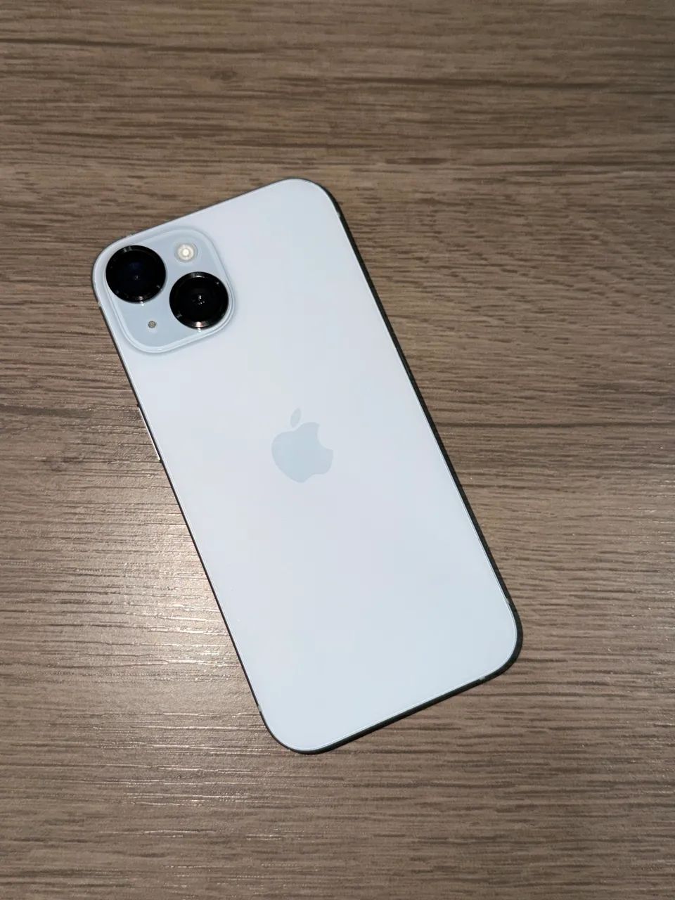 Apple iPhone 15 