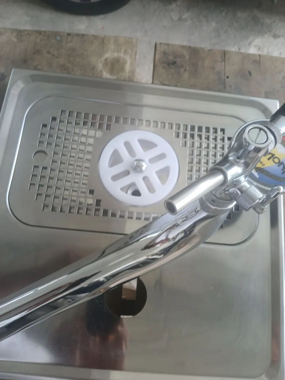 Chopeira naja de uma torneira  - Foto 2