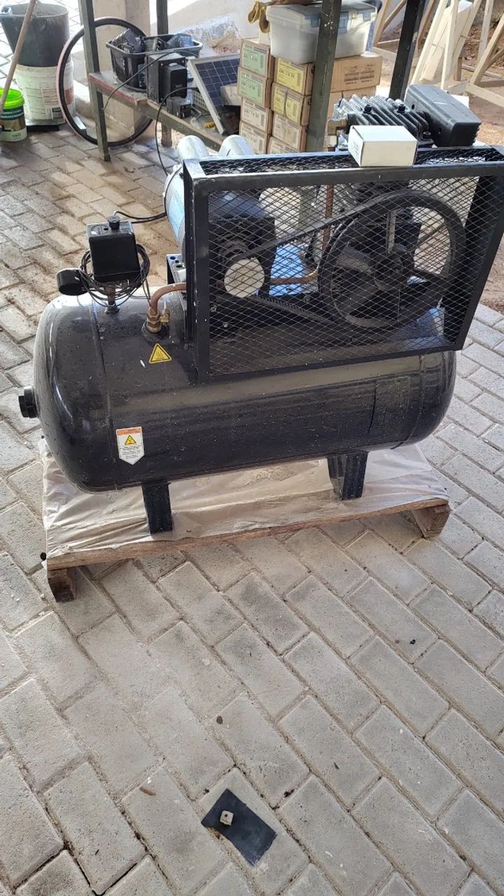 Compressor de ar seminovo - Foto 2