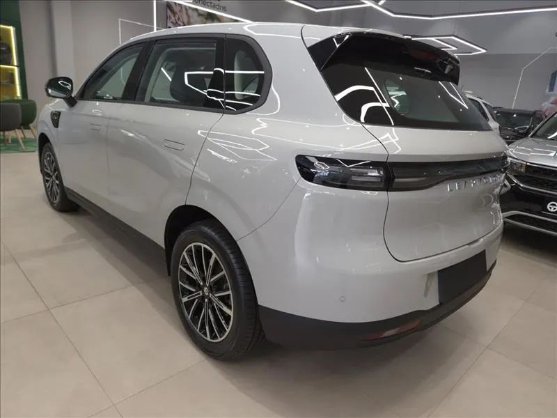 Leapmotor B10 BEV (Elétrico) 2027 - Foto 5