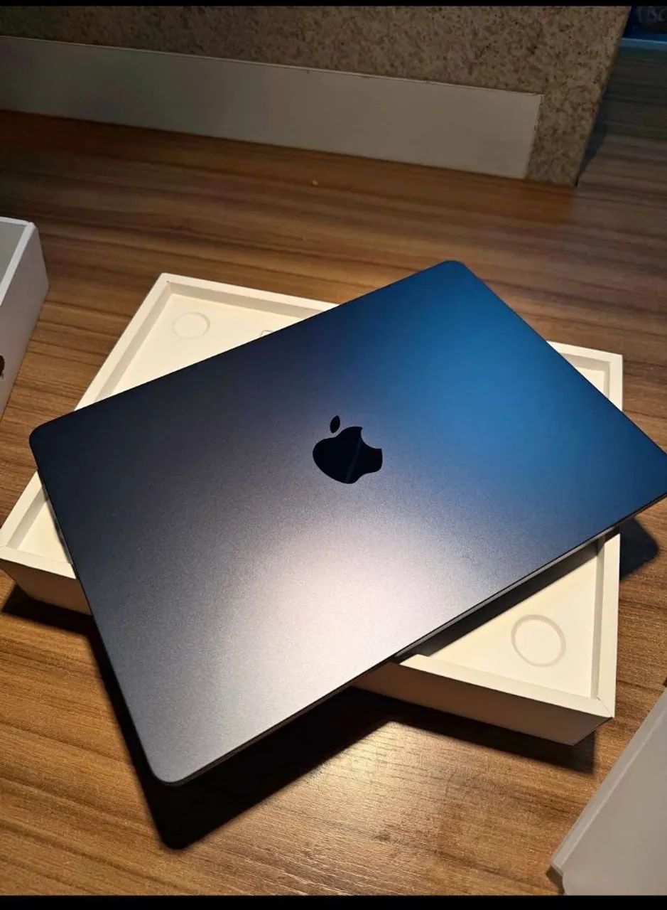 M2 Macbook Air US配列 16GB/256GB 13.6インチ Apple MacBook Air de 13.6