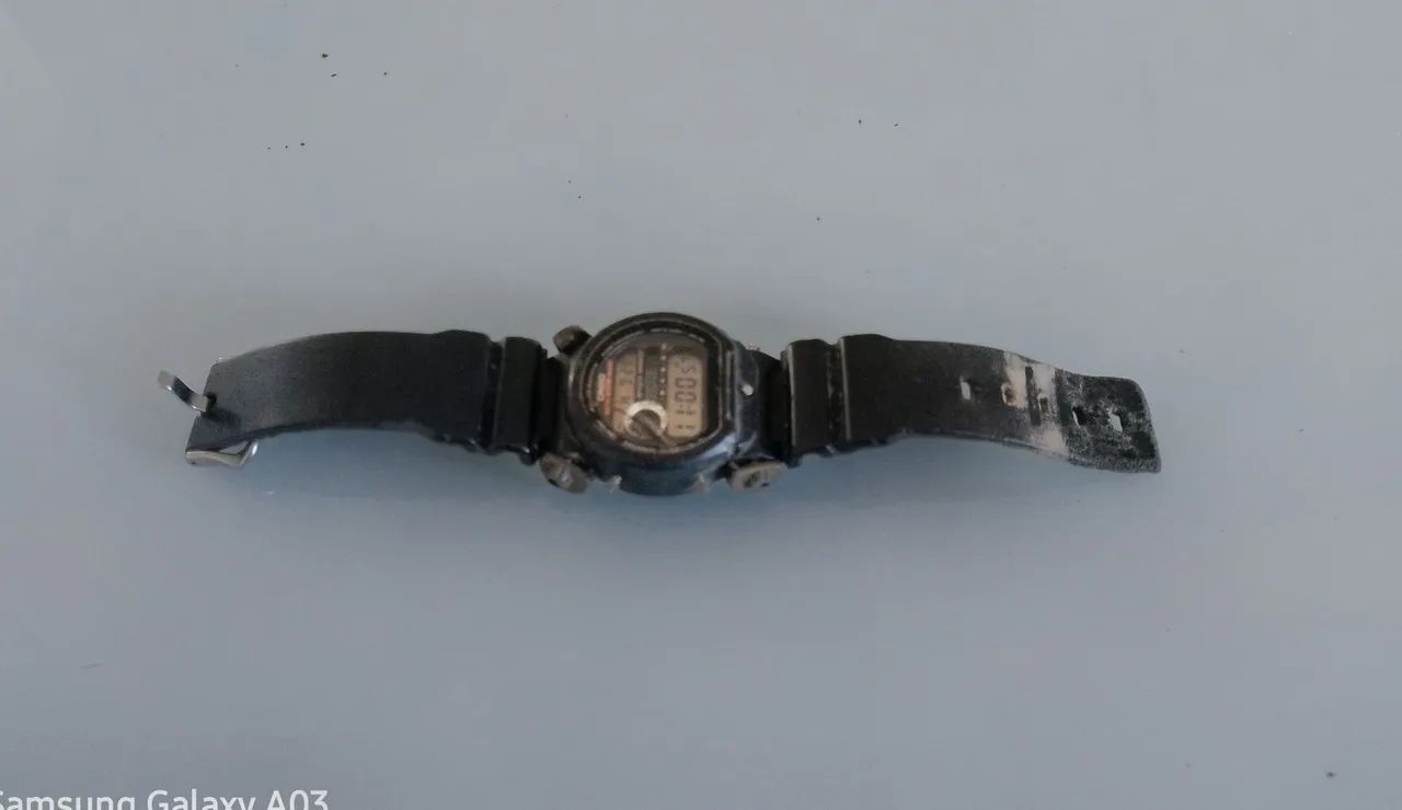 Este é o relógio digital vintage Casio G-Shock DW