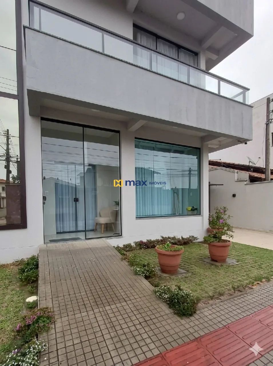 Loja de aproximadamente 22m² térrea com vitrine e totalmente mobiliada no bairro São Vicen - Foto 2