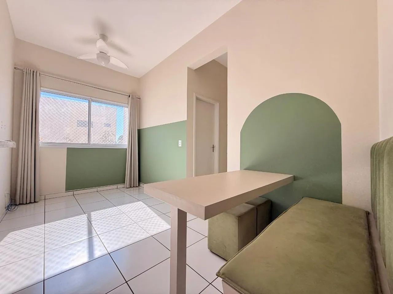 Apartamento para alugar em Maringá, Jardim Alvorada, com 2 quartos, com 45.9 m² - Foto 5