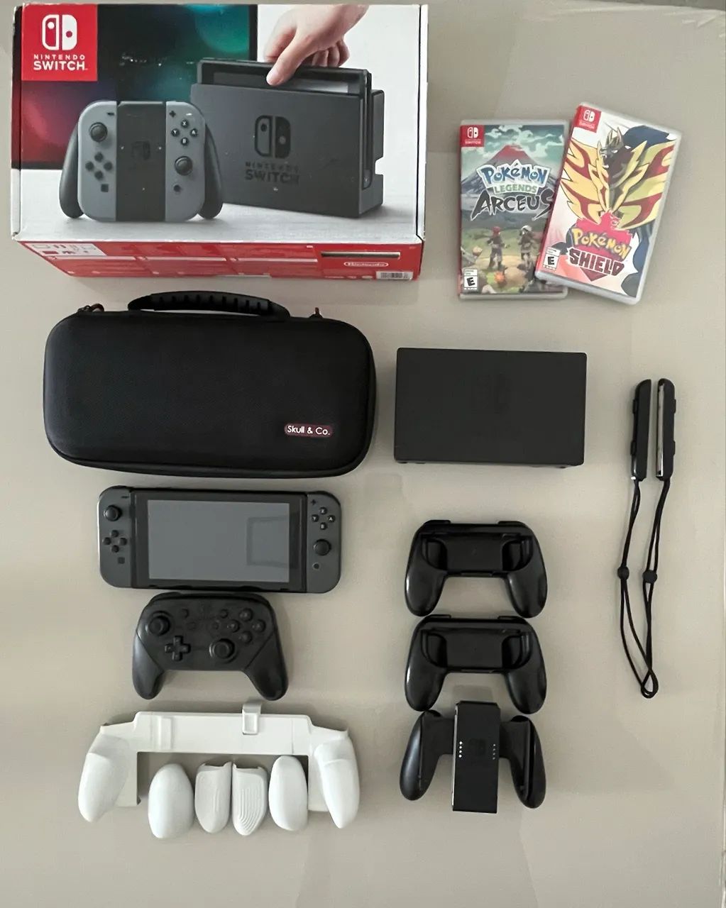 Nintendo Switch + 3 Jogos + Pro Controller  - Foto 2