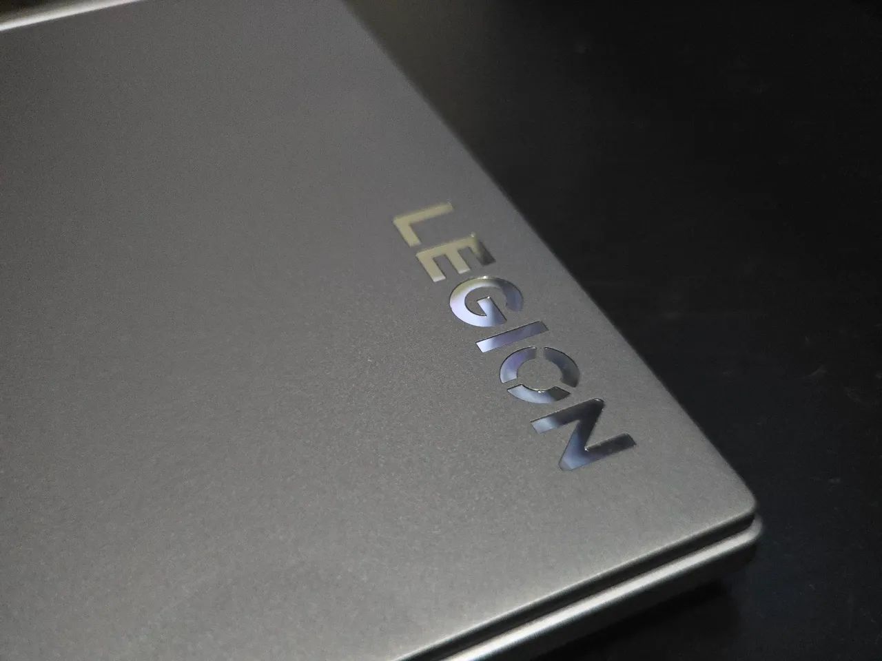 Notebook Legion Slim 5 - Ryzen 7 8845HS / Rtx4060 / 16Gb RAM / 512GB SSD - Foto 4