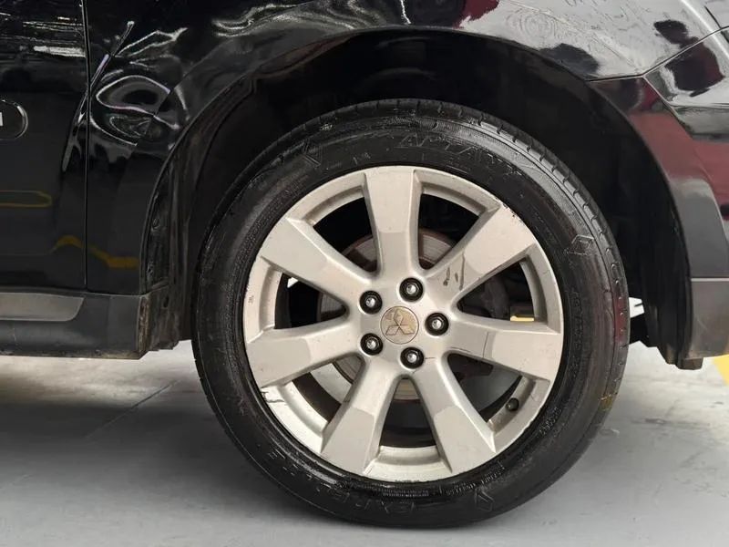 Mitsubishi Outlander 3.0/ GT 3.0 V6 Aut., foto 20 de 20