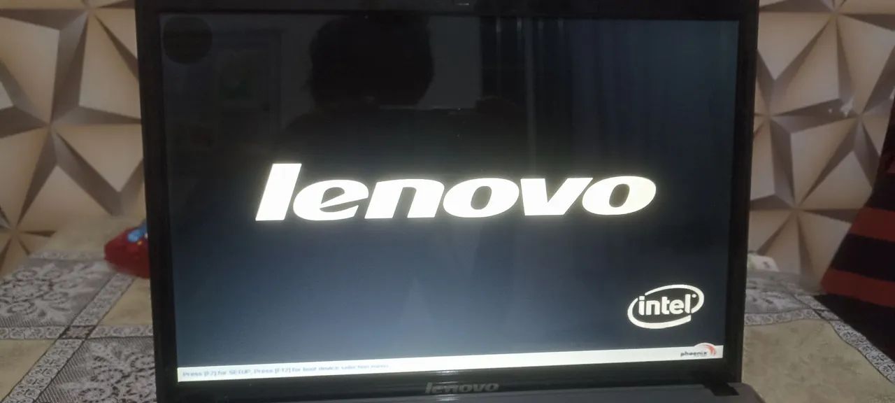 NOTEBOOK LENOVO G530 - Foto 3