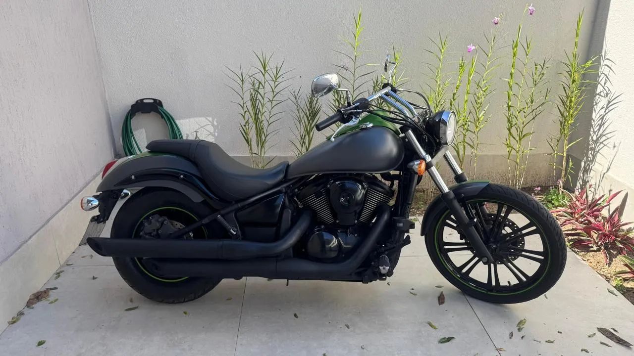 Kawasaki Vulcan 900 Custom  - Foto 4