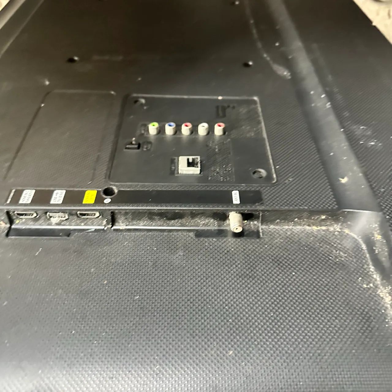 Tv Samsung modelo UN43J5200 tela quebrada para peça.  - Foto 3