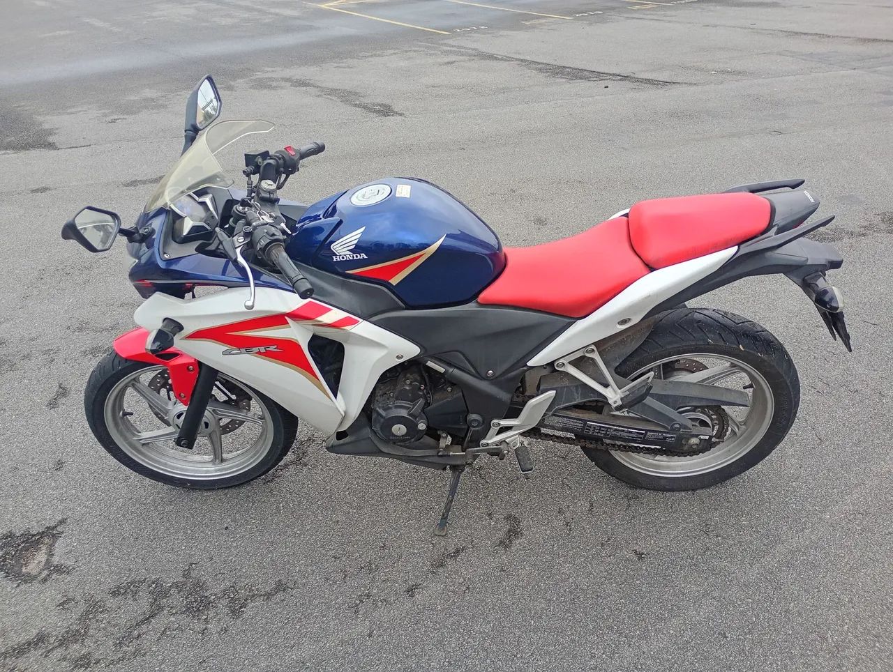 Cbr 250r - Foto 3