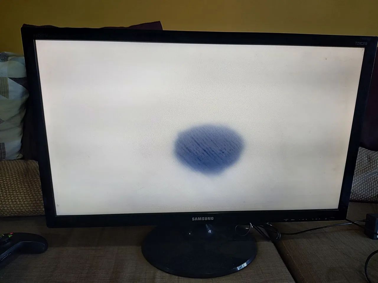 TV MONITOR SAMSUNG - 27 polegadas 