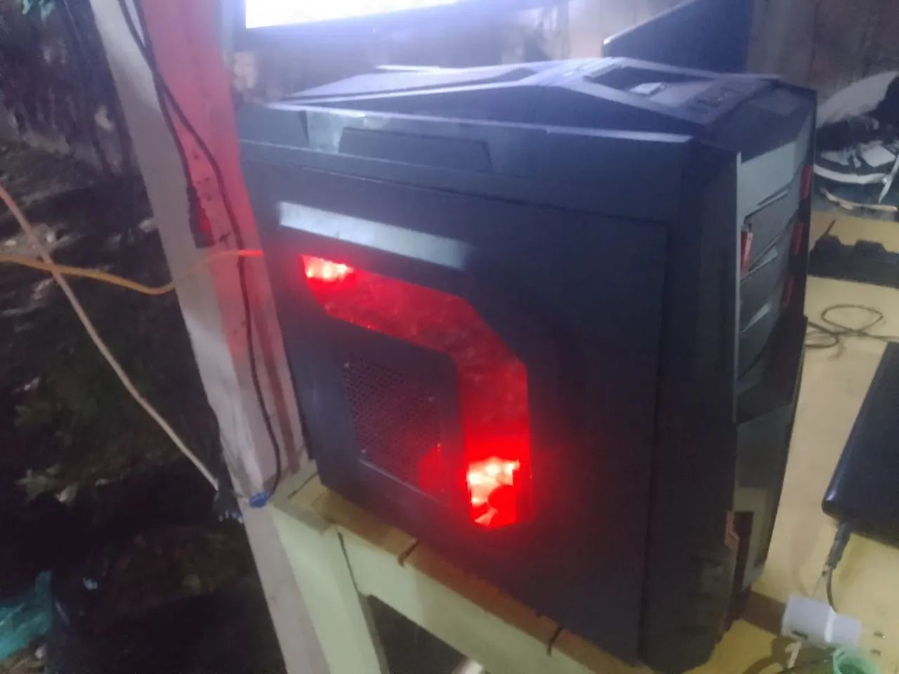 Pc i5 hd 10 teras ssd 256 12 de ram 2 gigas de video 