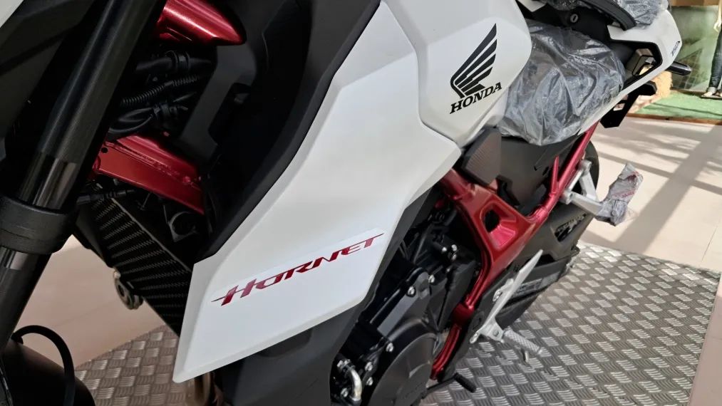 HONDA HORNET 750 0KM. - Foto 3