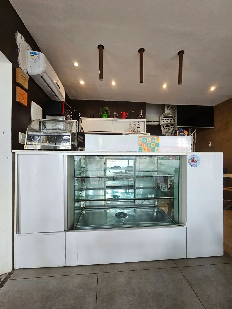 VENDO BALCÃO VITRINE