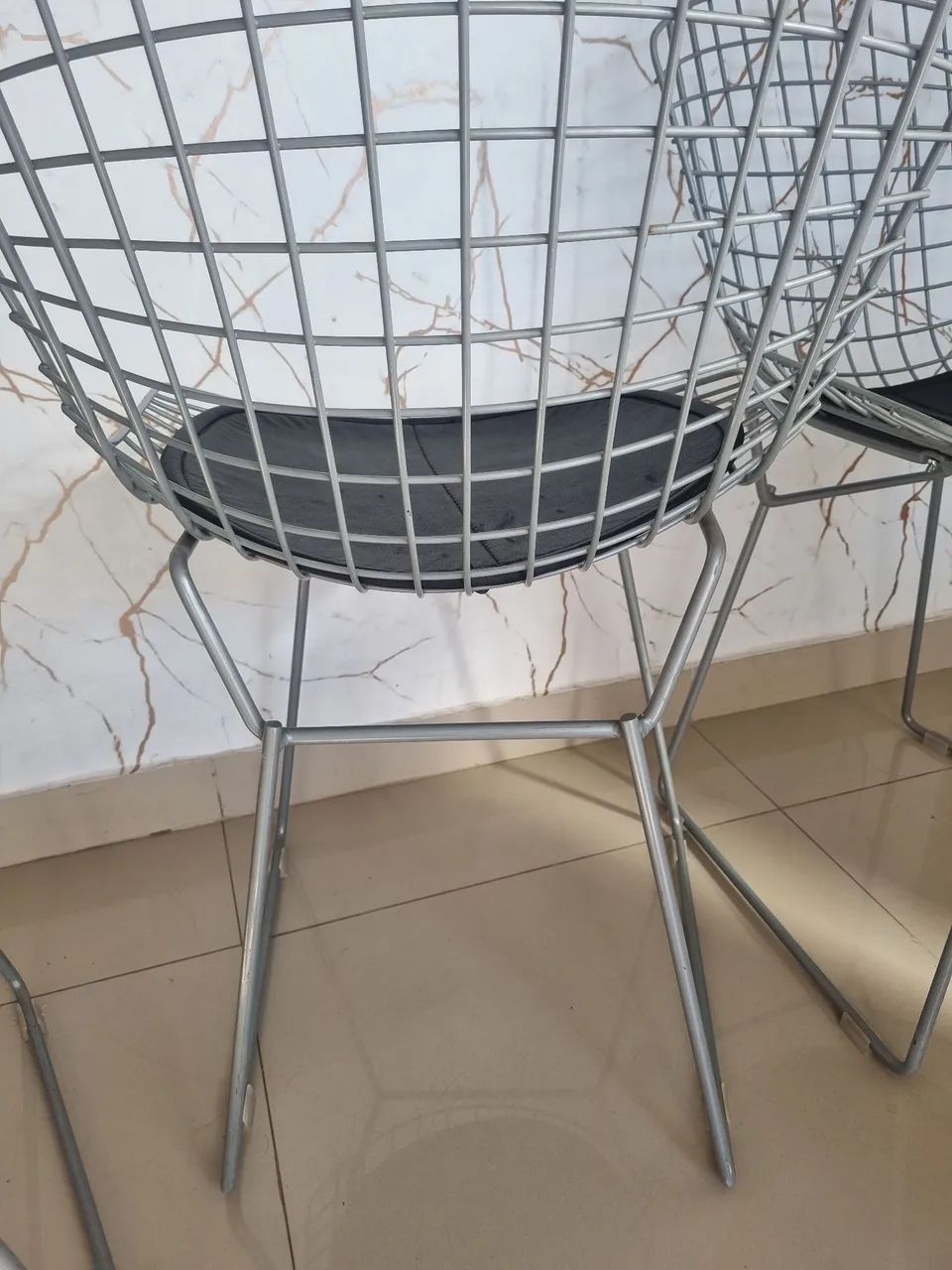 3 cadeiras Bertoia - Foto 4