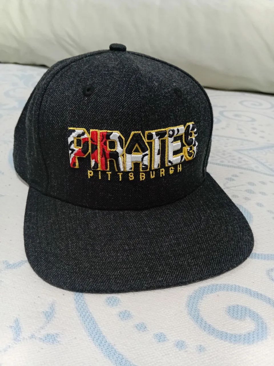 Boné New Era Pittsburgh Pitares MLB Aba Reta