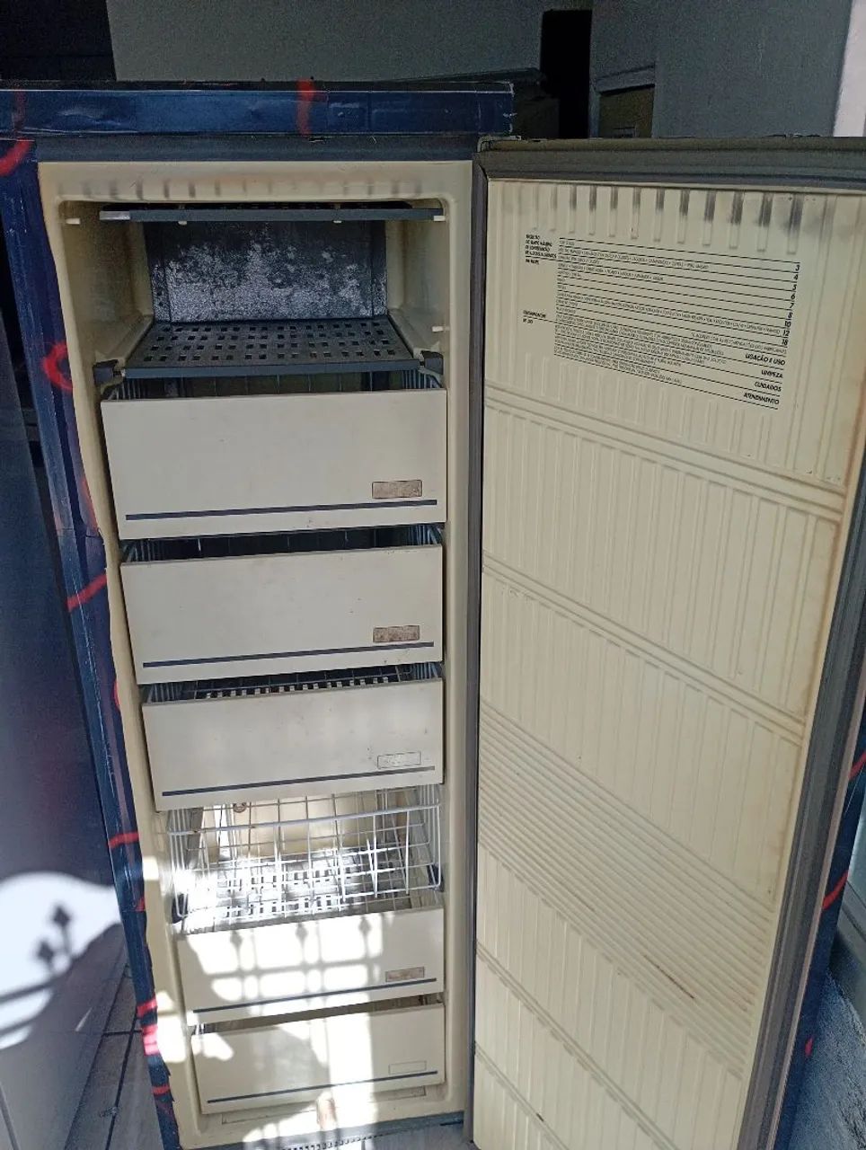 Freezer vertical 