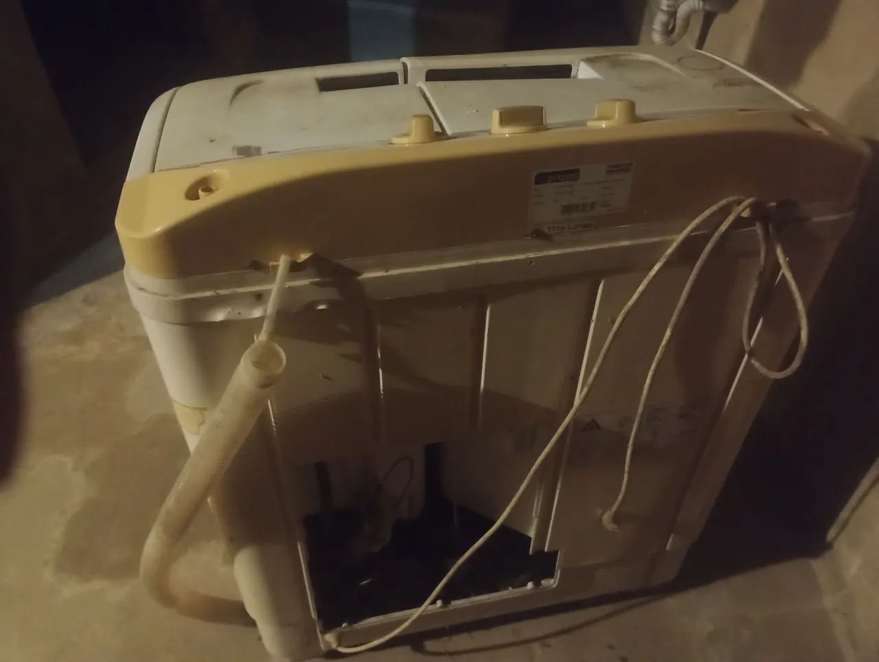 Tanquinho de lavar roupa - Foto 2