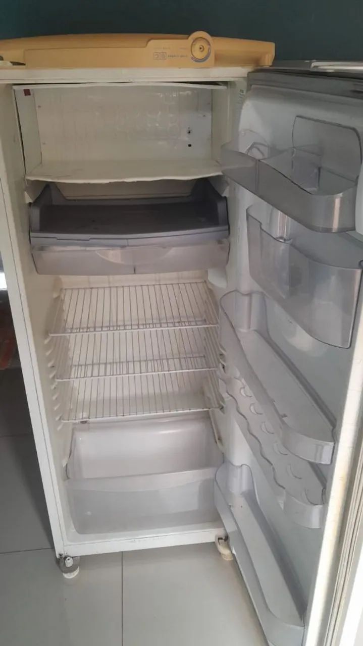 Geladeira cônsul simples. $460 - Foto 2