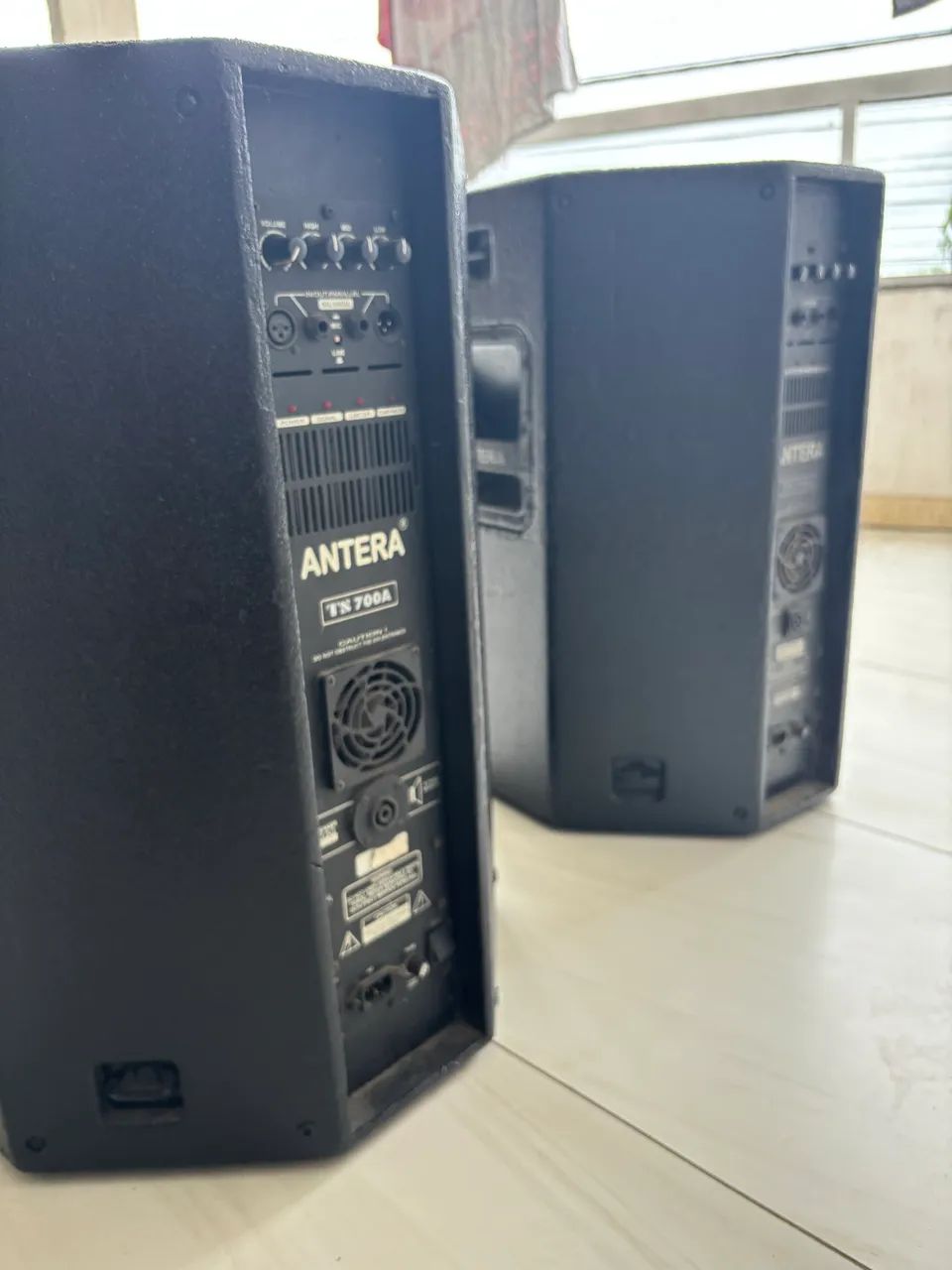 Duas Caixas de som Antera TS700 Ativas - Foto 4