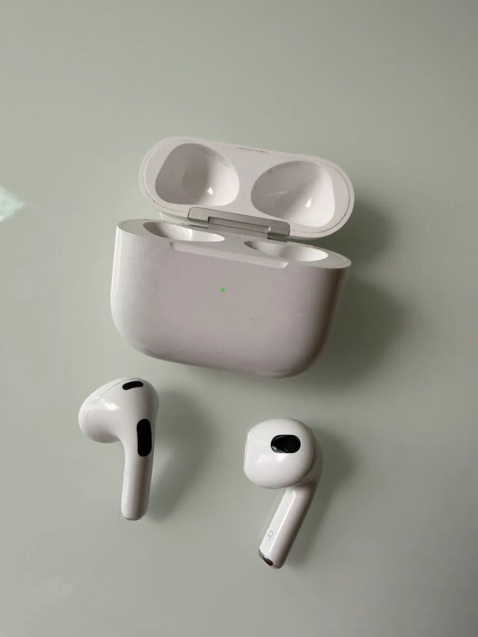 Fone Original AirPods de 3ª Geração em excelente conservação