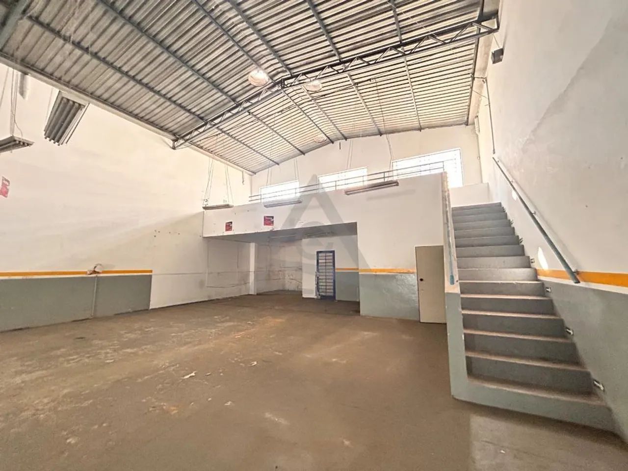Galpão à venda e para alugar em Campinas, Jardim Santana, com 344 m² - Foto 3