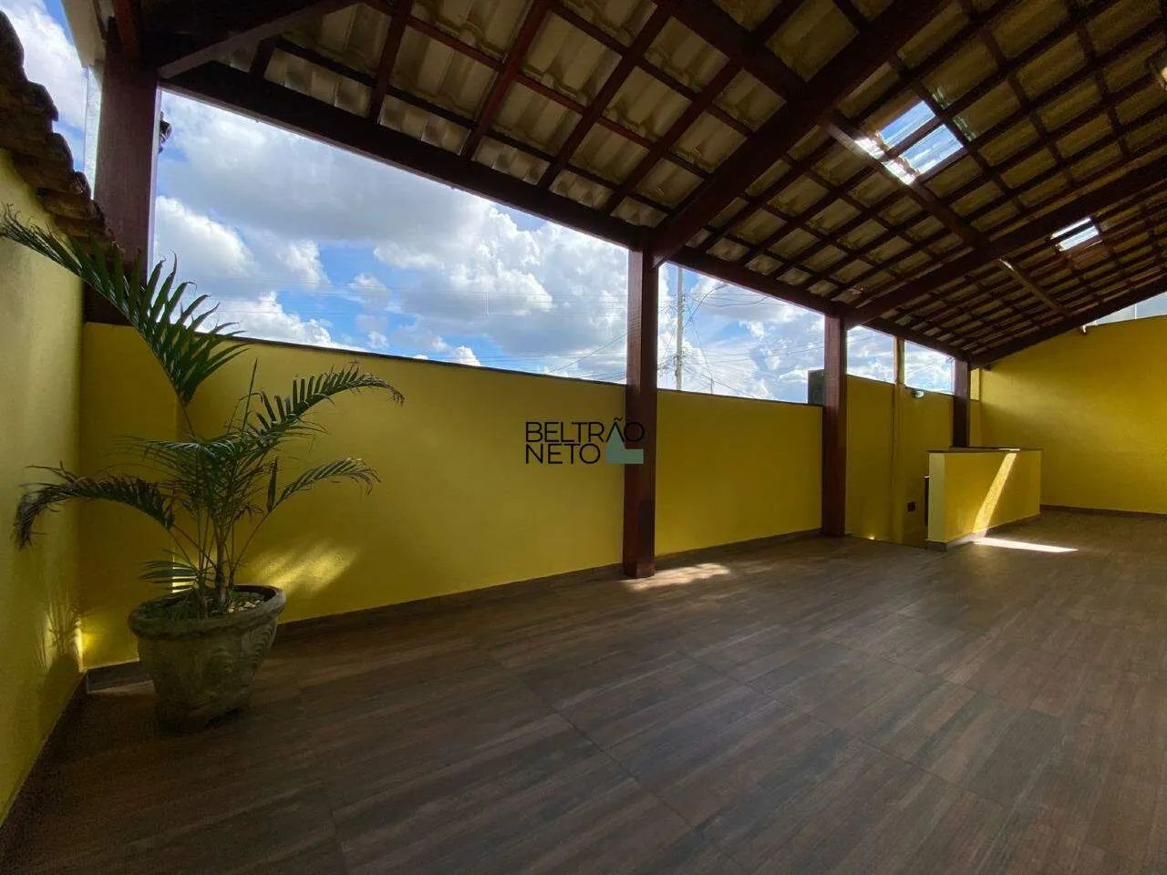 Casa com 3 Quartos para alugar no Barreiro - Foto 3