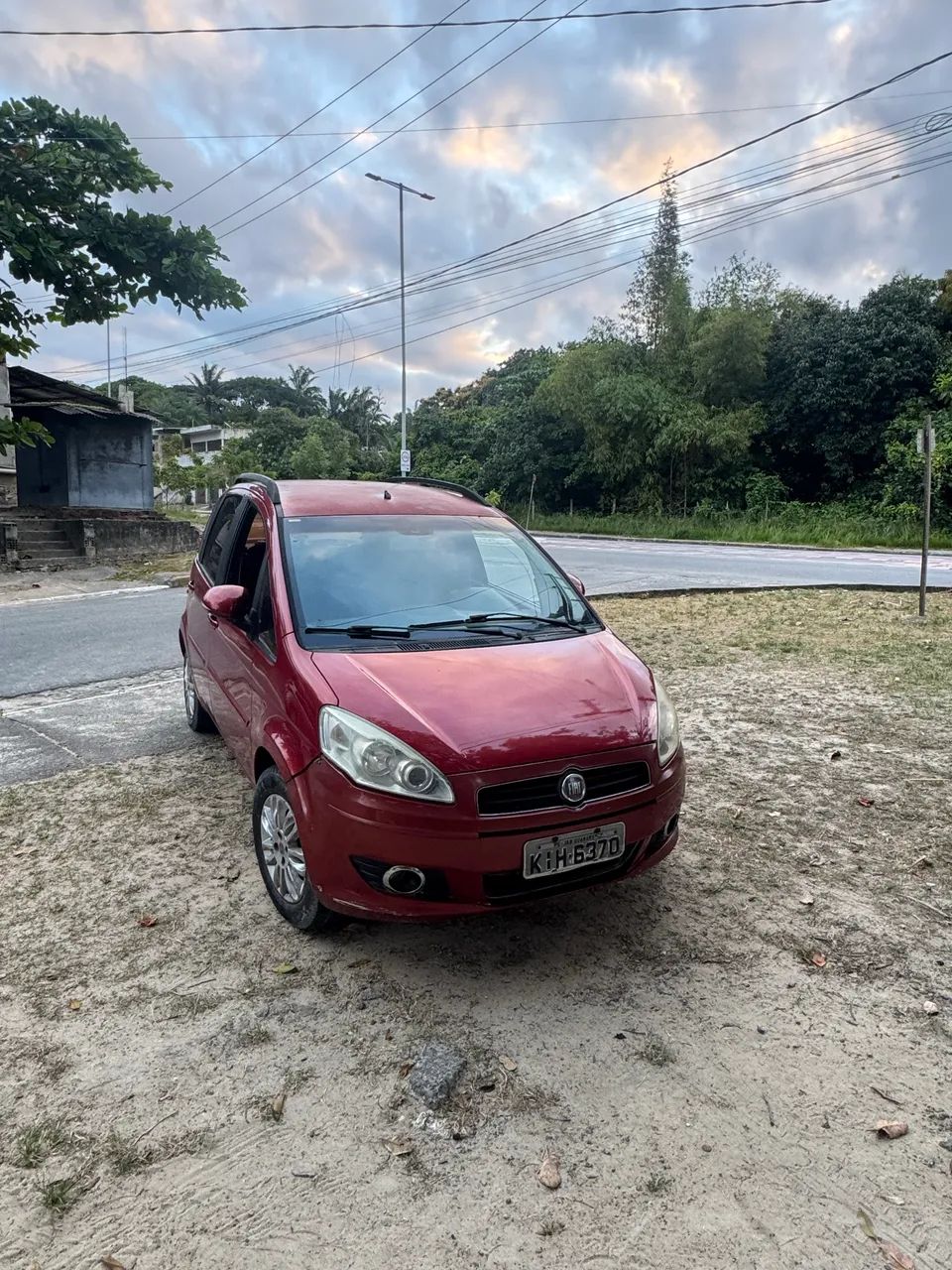 Fiat Idea Attractive 1.4 Fire Flex 8V 5P 2013 - Foto 3