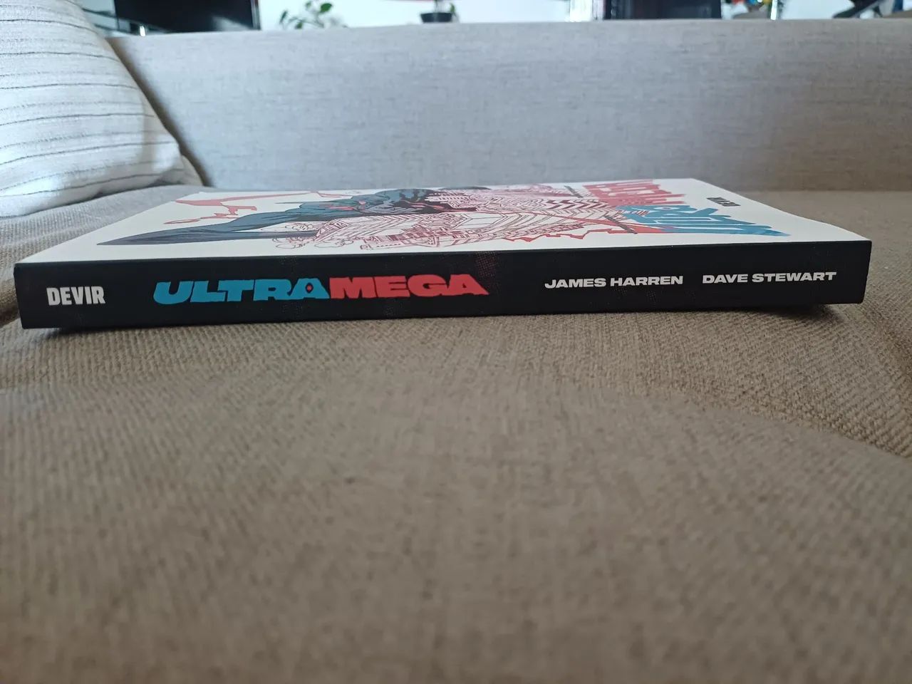 Hq Ultramega - ed. Devir - James Harren e Dave Stewart - Foto 4