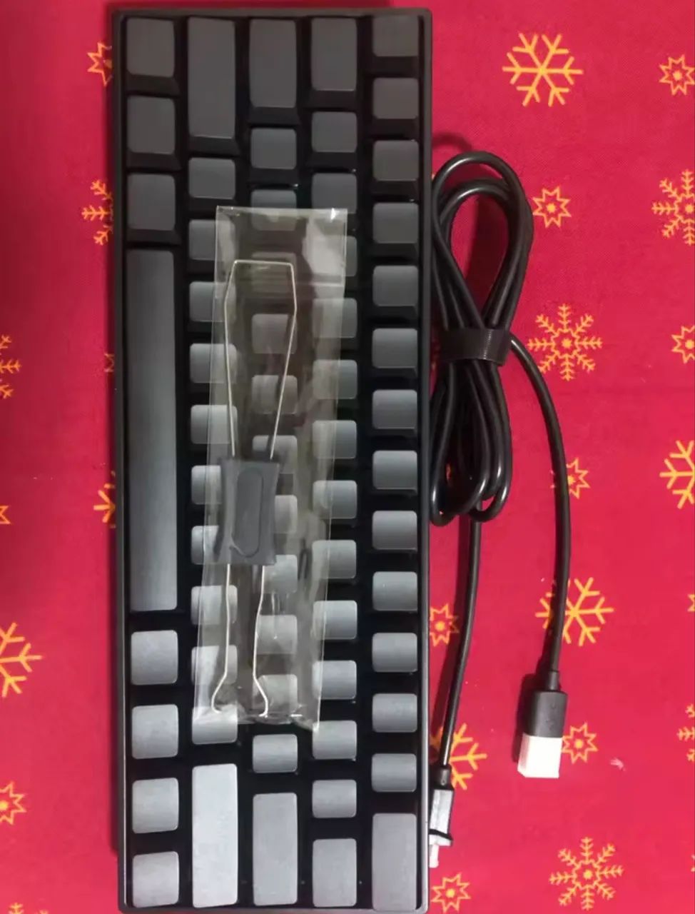 Teclado Magnético MonsGeek FUN60 PRO RGB - Foto 2
