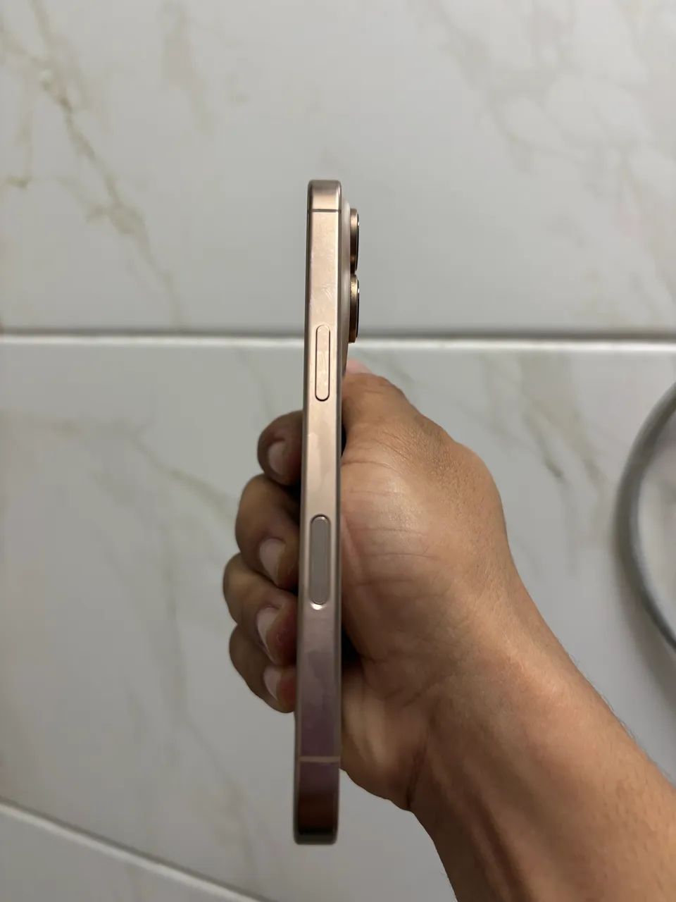 iphone 16 pro 128Gb Desert  - Foto 5