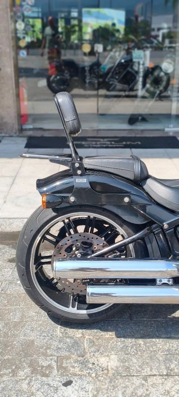 Harley Davidson Breakout 2019 - Foto 5