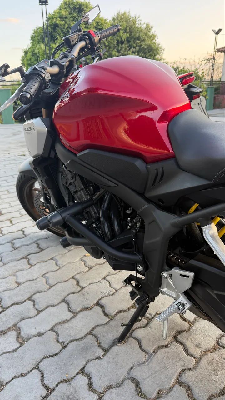 CB 650R 2021  - Foto 4