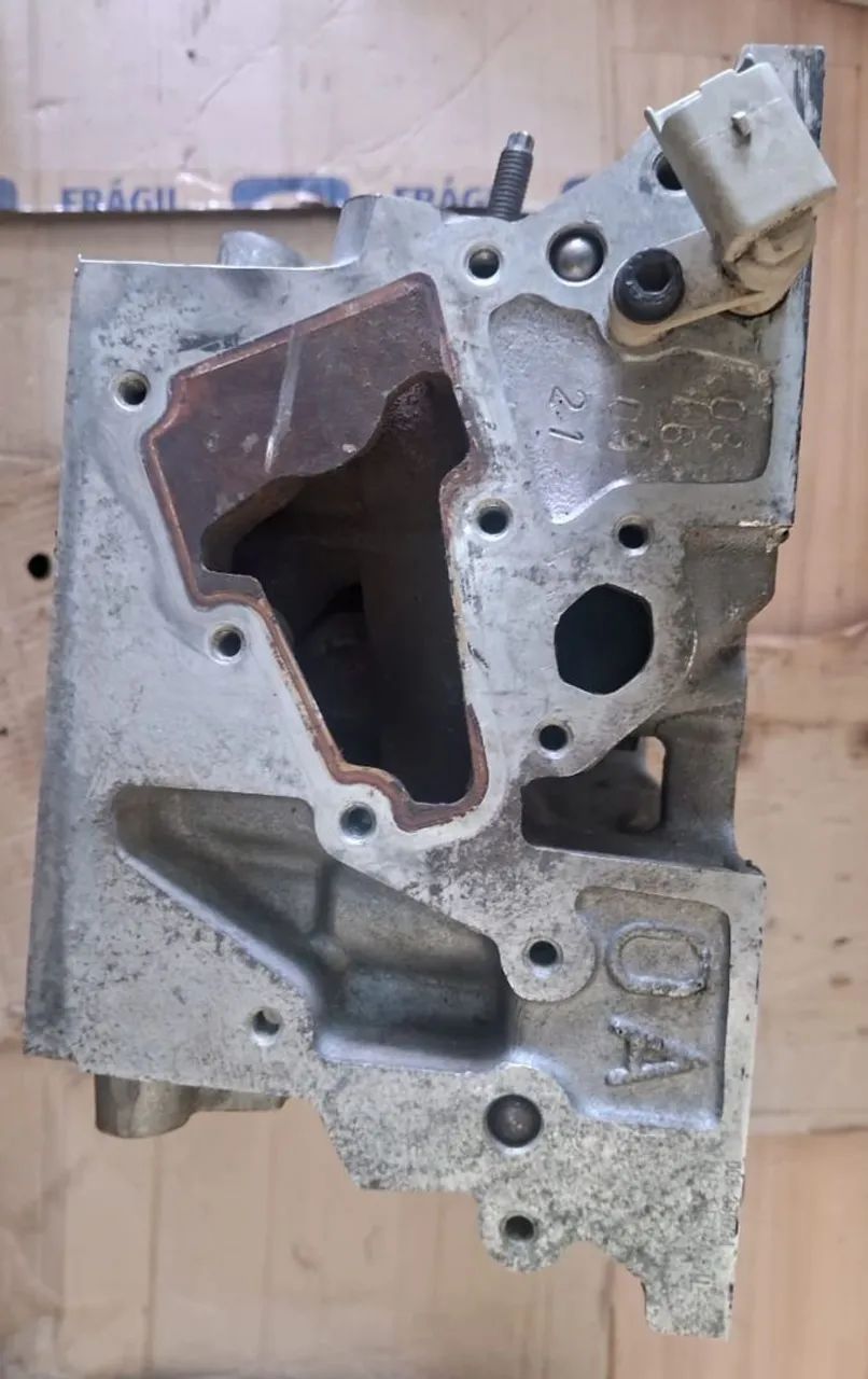 Cabeçote de motor Citroen/Peugeot 408/308/307/c4 2.0 - Foto 2
