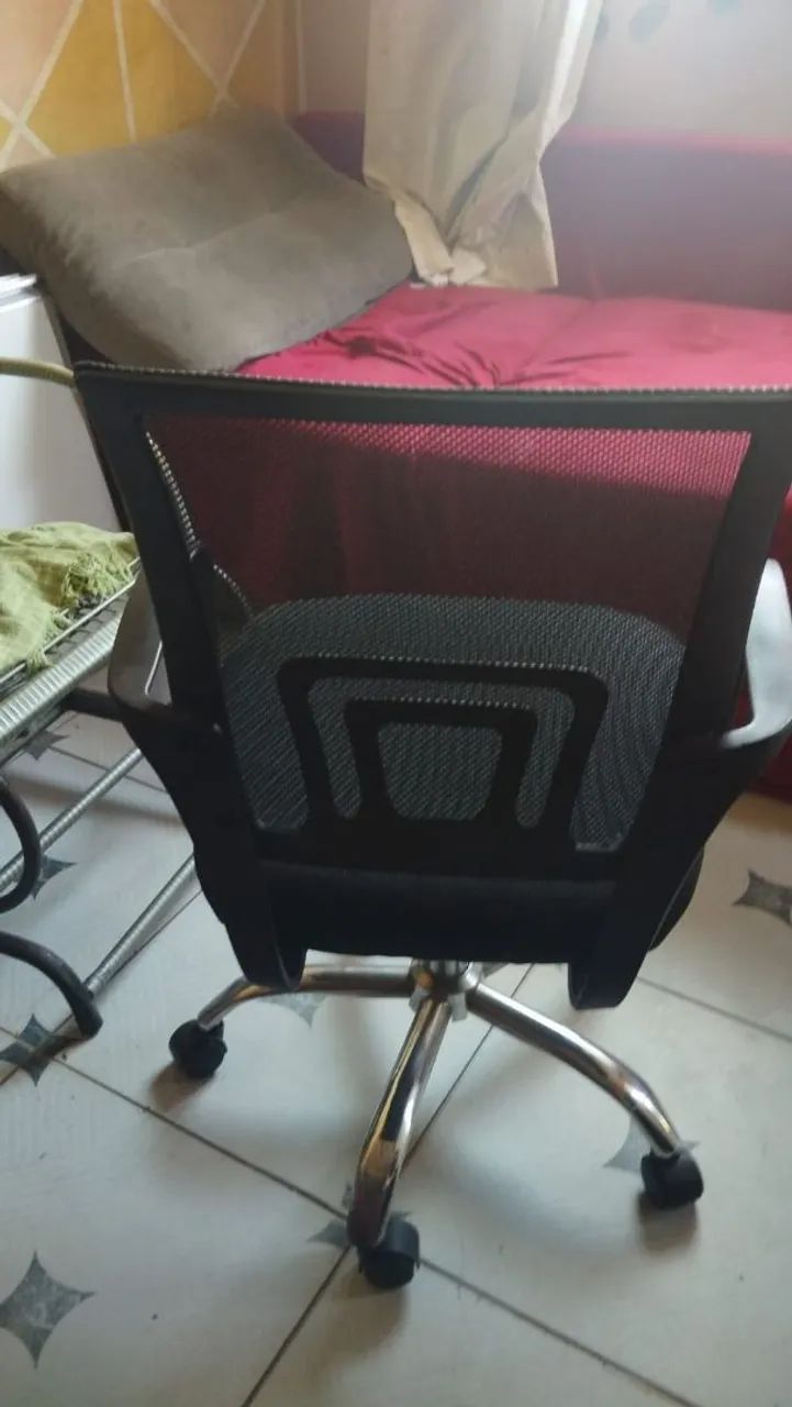 Cadeira escritório  - Foto 4