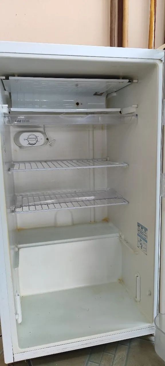 Frigobar Eletrolux 120lt - Foto 4