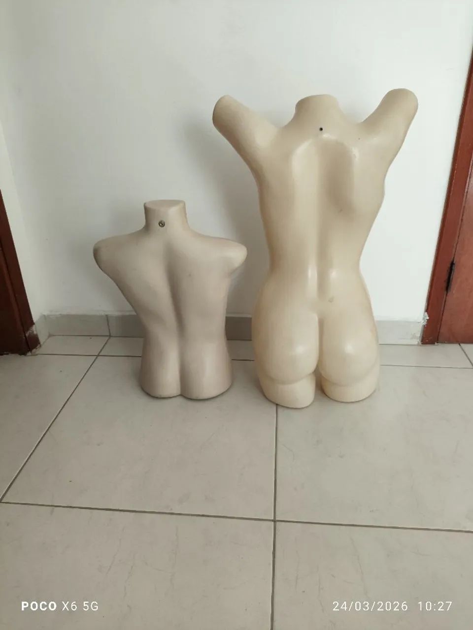 Dois Manequins busto e meio corpo - Foto 3