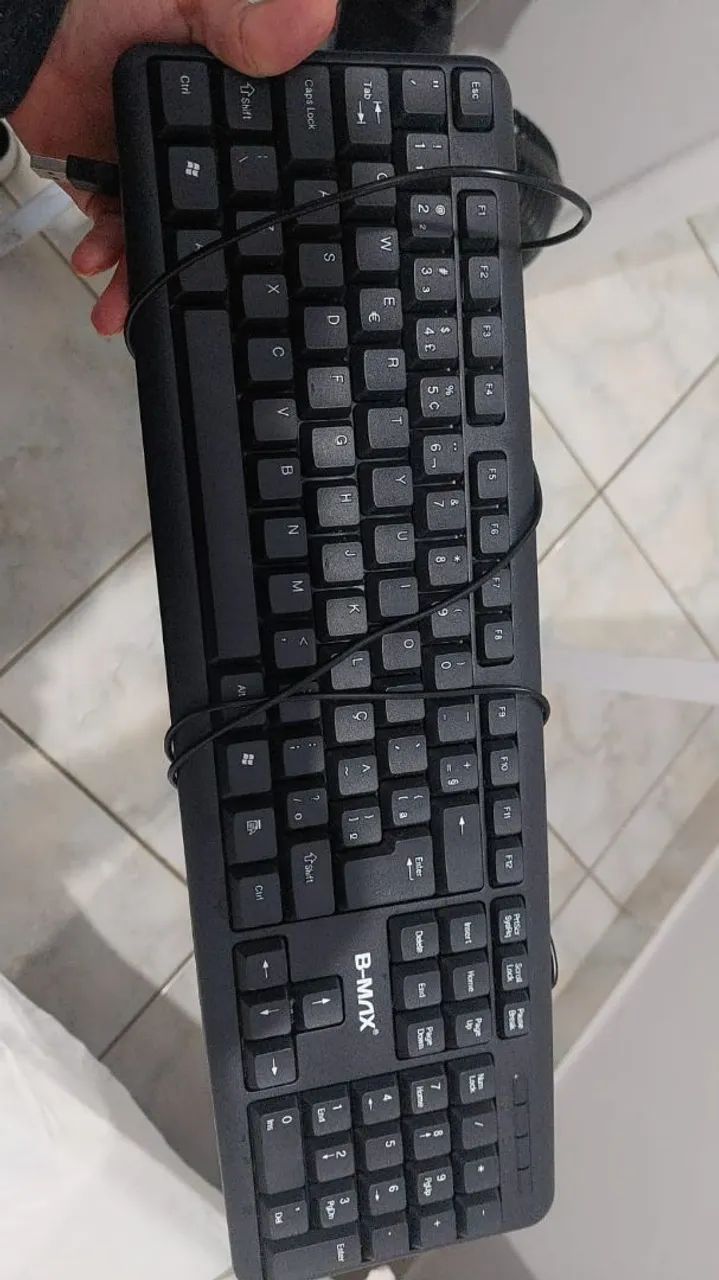Teclado nunca usado 