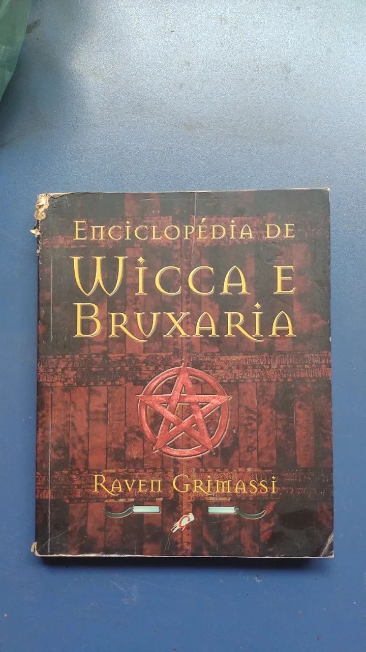 Livro - Enciclopédia de Wicca e Bruxaria - Raven Grimassi  - Foto 2