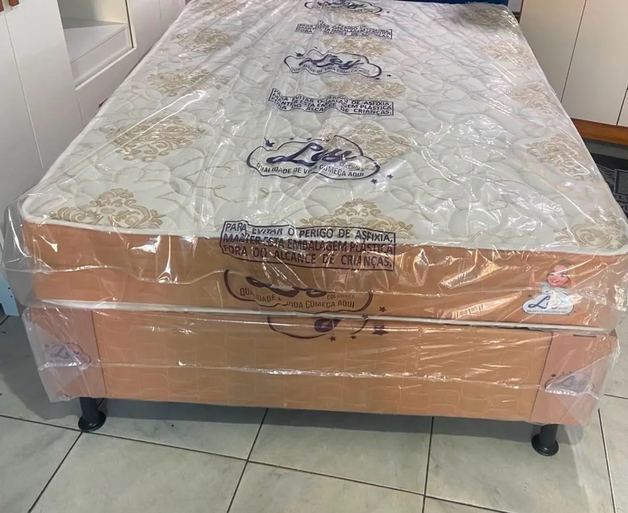 Cama box casal BASE+COLCHÃO nova 