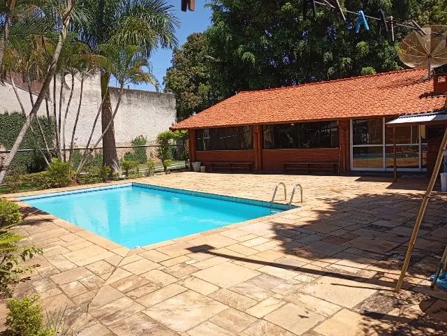 VENDE-SE LINDA CHÁCARA EM TATUI-SP
