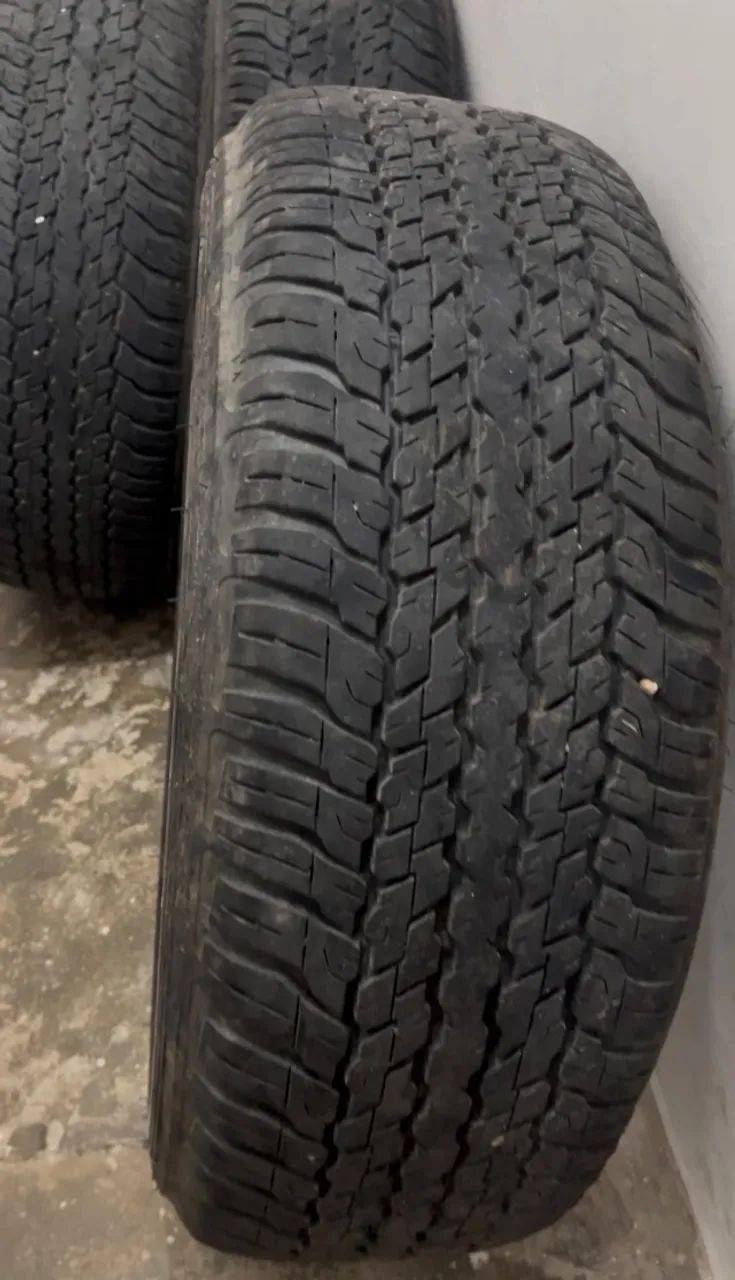 Pneu Dunlop 265/65R17 Grandtrek-AT25 - Peças para carros, vans e