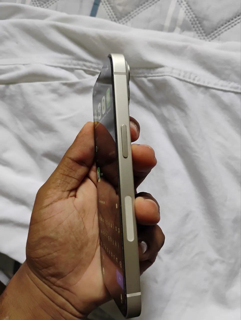 Vendo iPhone 14 - Foto 4