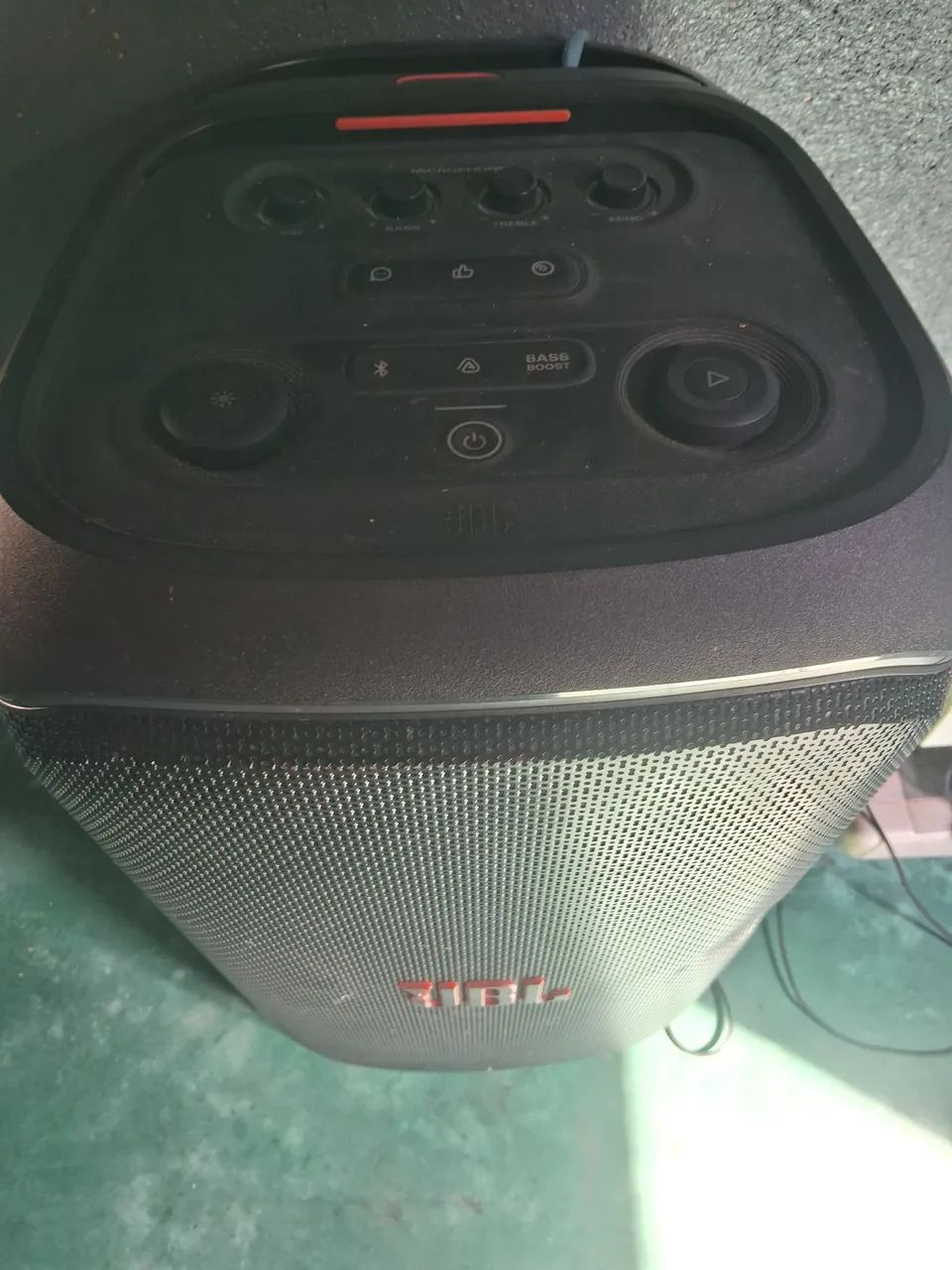Caixa jbl 320