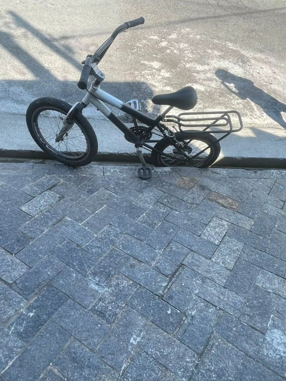 Bike aro 20 zerado só pegar e andar - Foto 3