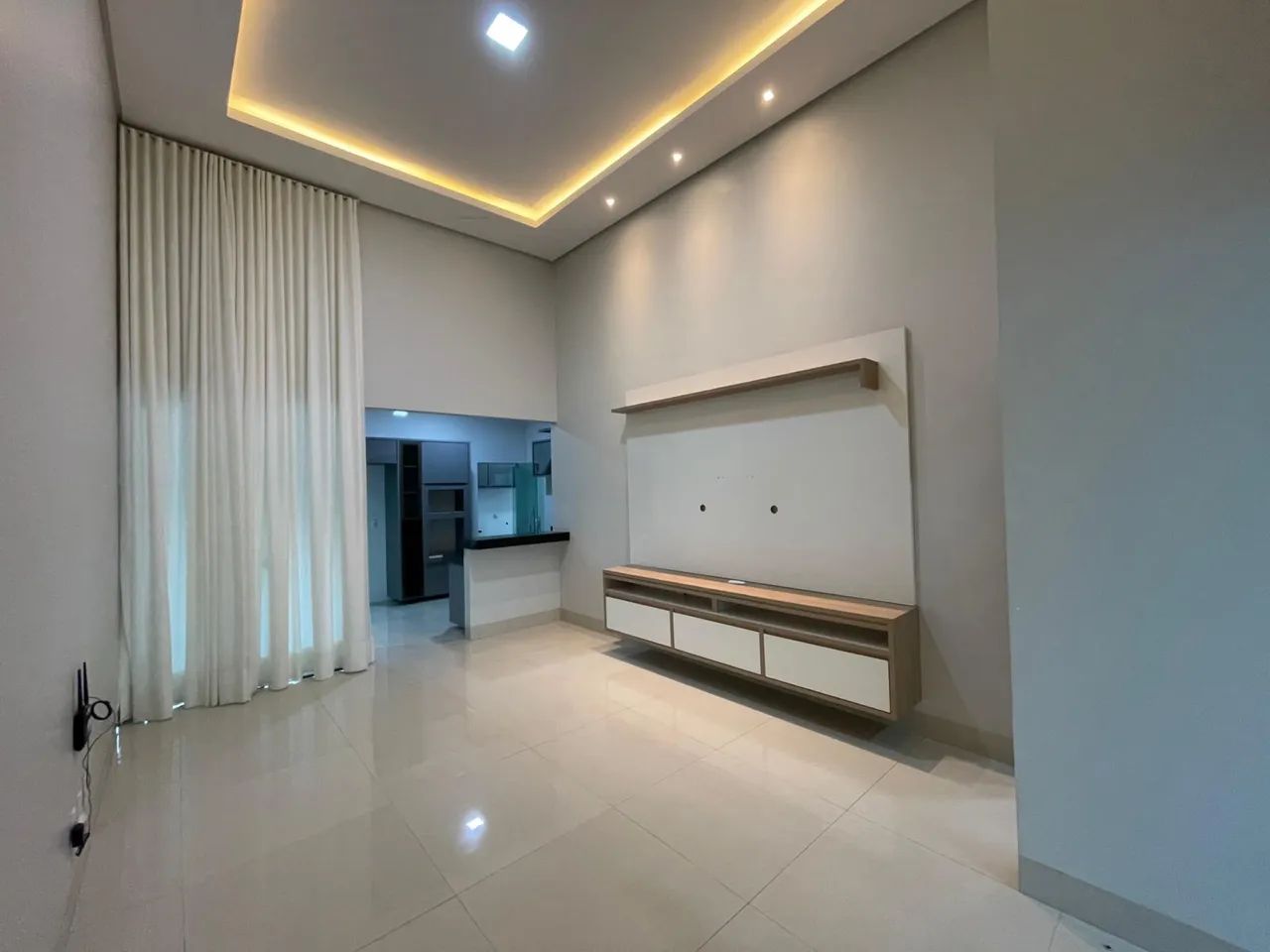 CASA SEMI-NOVA À VENDA NA 505 SUL - Foto 2