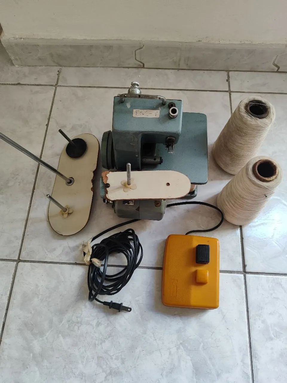 Máquina Overlock